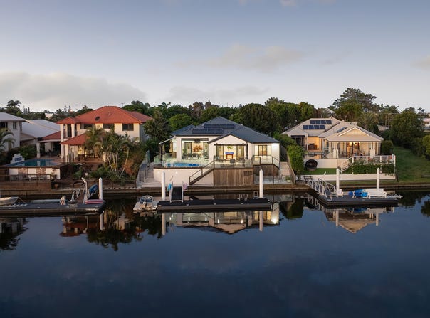 16 Corella Drive, Parrearra, Qld 4575