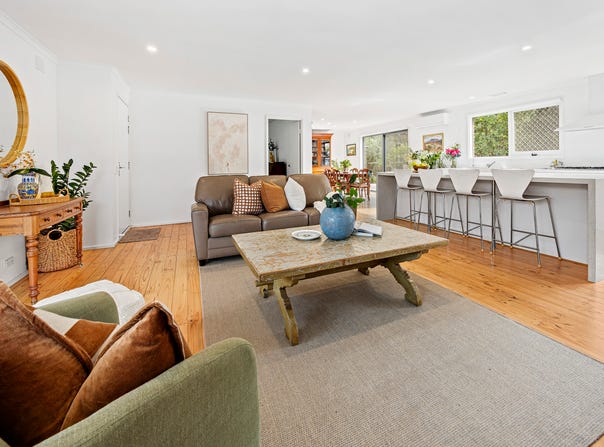 36 Roborough Avenue, Mount Eliza, Vic 3930