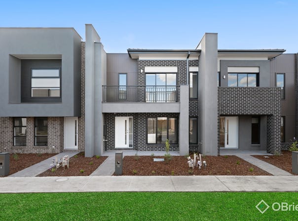 11 Bronze Leaf Walk, Narre Warren South, Vic 3805