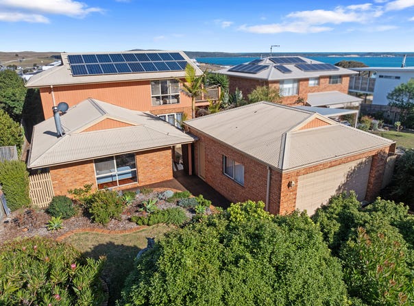 62 Shetland Heights Road, San Remo, Vic 3925