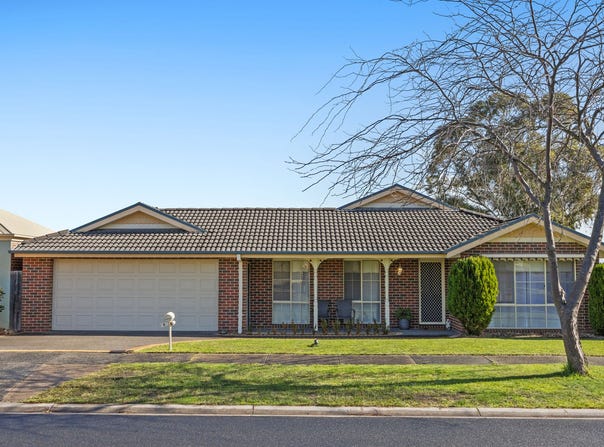 6 Lilac Crescent, Berwick, Vic 3806