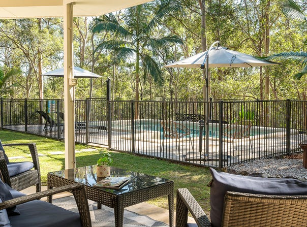 4 Amamoor Court, Cashmere, Qld 4500
