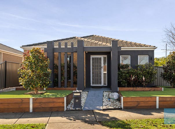 28 Sherrington Grange, Derrimut, Vic 3026