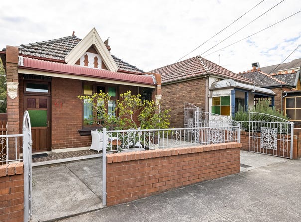 61 Unwins Bridge Road, Sydenham, NSW 2044