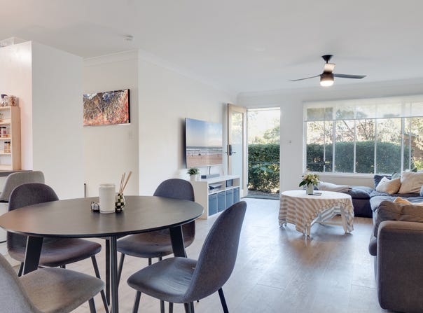 75/97 Edmund Rice Drive, Southport, Qld 4215