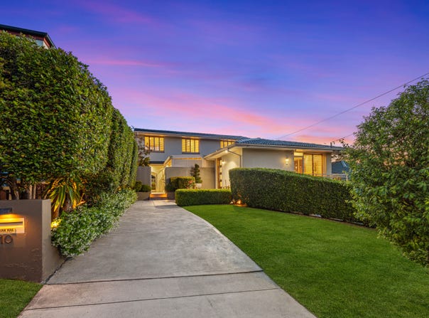 10 Carramar Place, Peakhurst Heights, NSW 2210