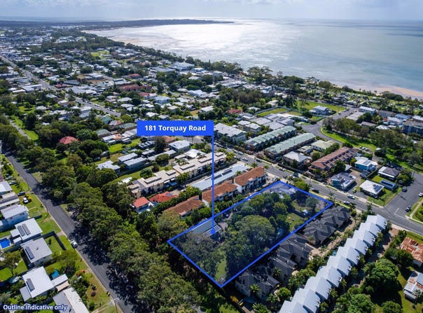 Woolshed Eco Lodge 181 Torquay Road, Scarness, Qld 4655