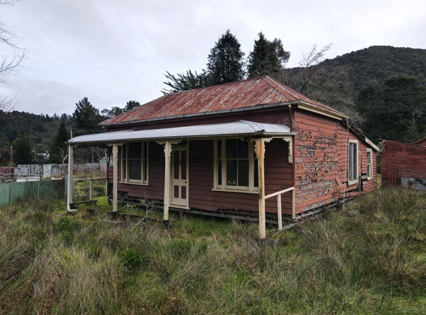 9 Brown Street, Queenstown, Tas 7467