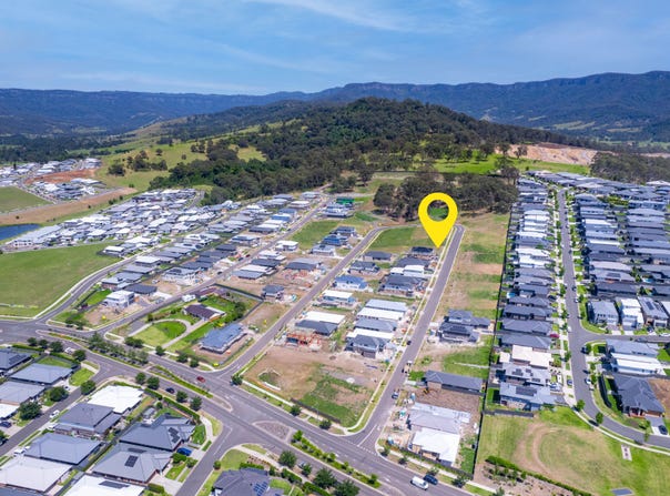 42 Dolly Circuit, Calderwood, NSW 2527