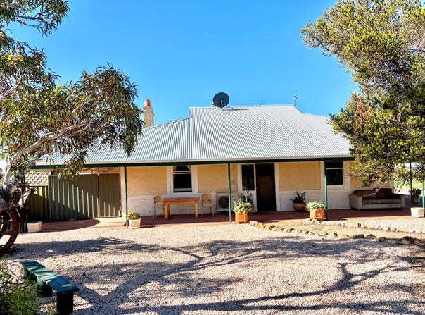 48336 Eyre Highway, Ceduna, SA 5690