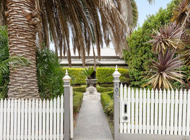 102 Walpole Street, Kew, Vic 3101