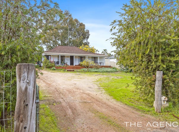 24 South Western Highway, Waroona, WA 6215