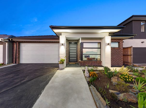 12 Undara Road, Clyde North, Vic 3978