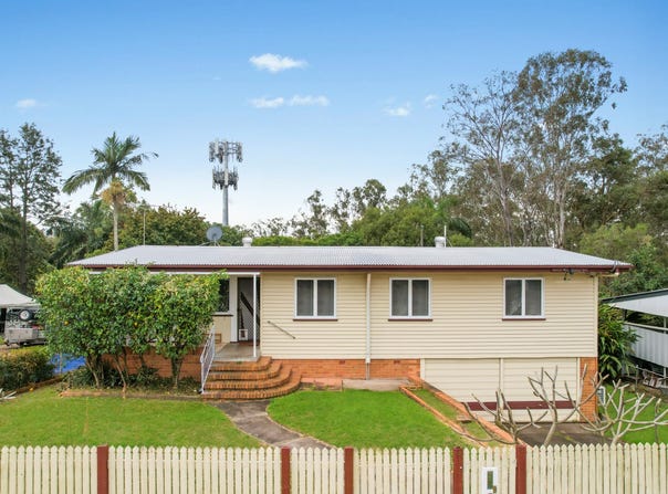 18 Holdsworth Road, North Ipswich, Qld 4305