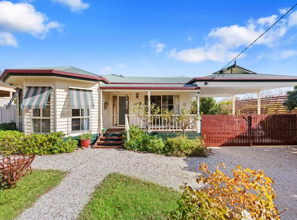 22 Raglan Street, Yea, Vic 3717