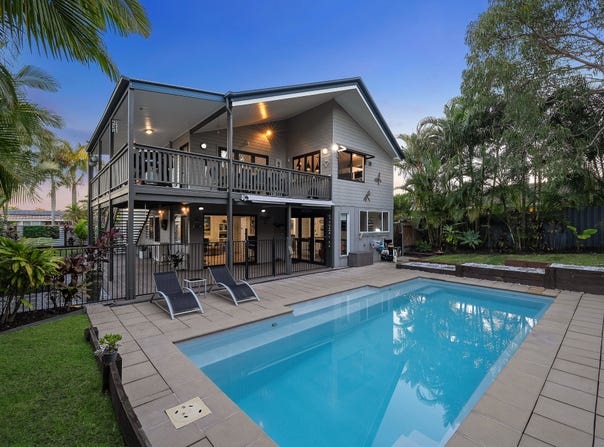 5 Waratah Close, Coolum Beach, Qld 4573