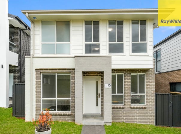 97A Liz Kernohan Drive, Elderslie, NSW 2570
