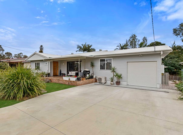 17 Bowen Avenue, Albany Creek, Qld 4035