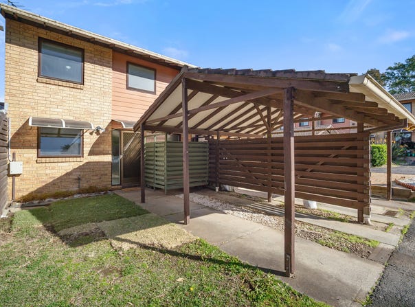 2/65 Chiswick Road, Greenacre, NSW 2190