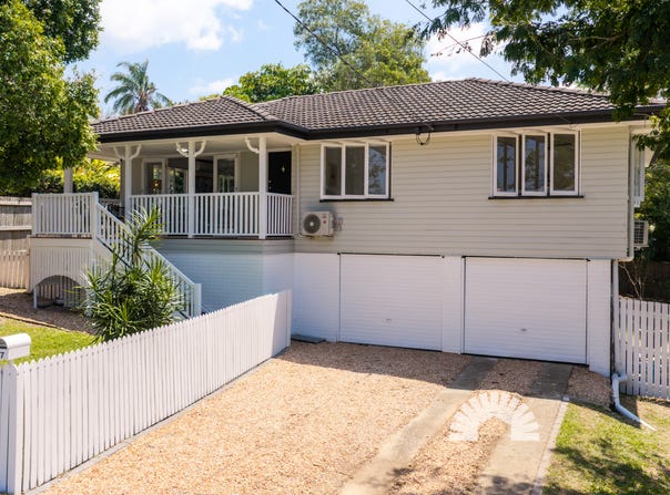 17 Bargo Street, Arana Hills, Qld 4054
