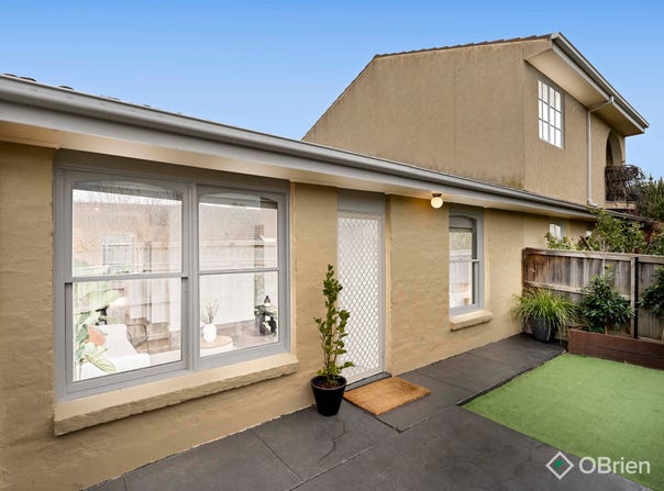 2/28 Napier Street, Mornington, Vic 3931
