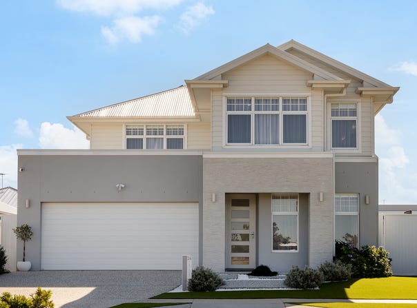 26 Lighthouse Esplanade, Newport, Qld 4020