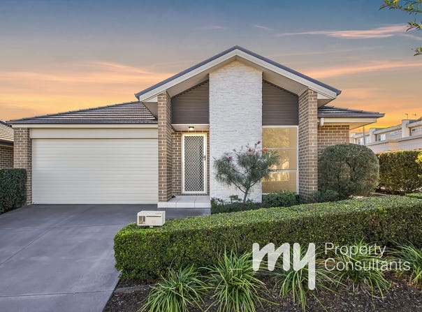 39 Higgins Avenue, Elderslie, NSW 2570
