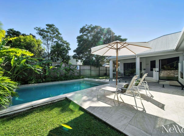13 Driftwood Drive, Castaways Beach, Qld 4567