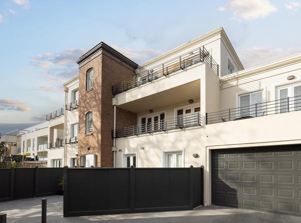 27/912 Glenferrie Road, Kew, Vic 3101