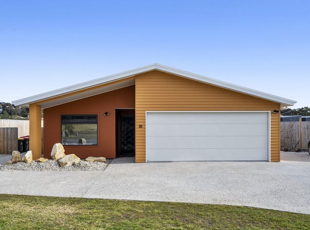33 Kunzea Circuit, Coles Bay, Tas 7215