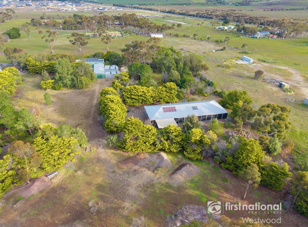585 WINDERMERE ROAD, Lara, Vic 3212
