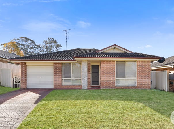 25 Dunna Place, Glenmore Park, NSW 2745