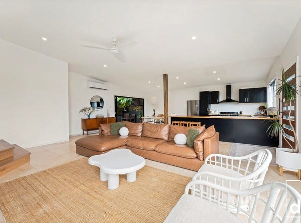 31 Armagh Parade, Thirroul, NSW 2515