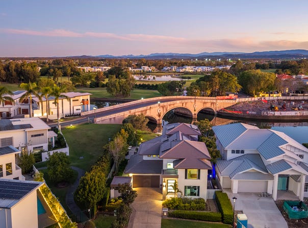 7426 Ellensbrook Drive, Hope Island, Qld 4212