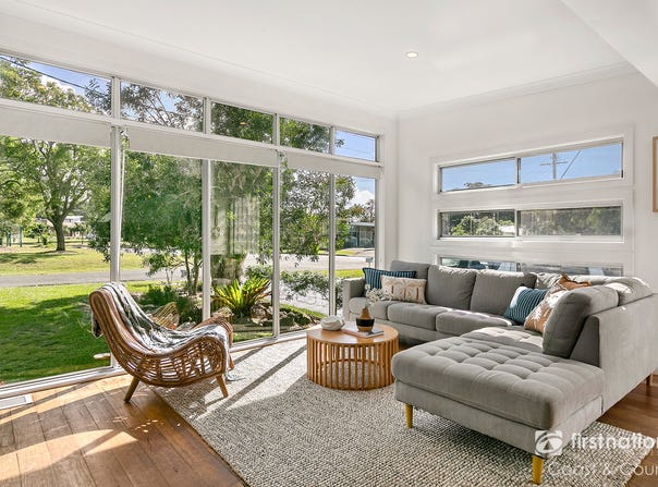 8 David Berry Street, Shoalhaven Heads, NSW 2535