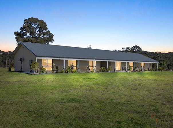 137 Lyrebird Road, Pheasants Nest, NSW 2574