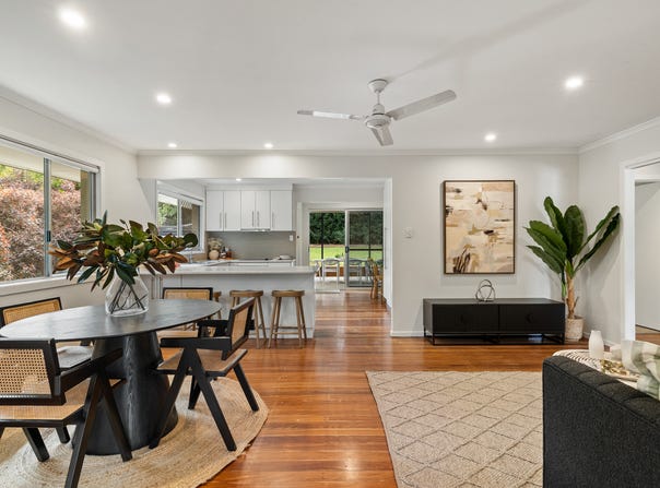 15 Joachim Street, Holland Park West, Qld 4121