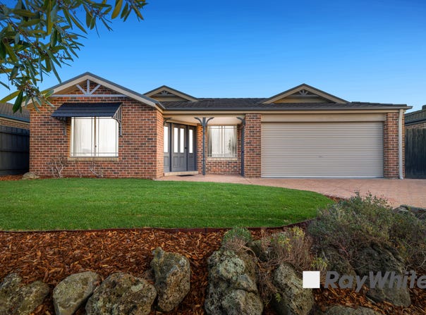 1 Norma Close, Narre Warren South, Vic 3805