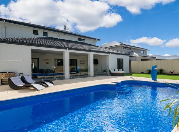 74 Challenger Road, Madora Bay, WA 6210