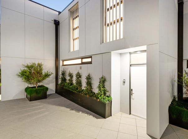 11/663 Malvern Road, Toorak, Vic 3142