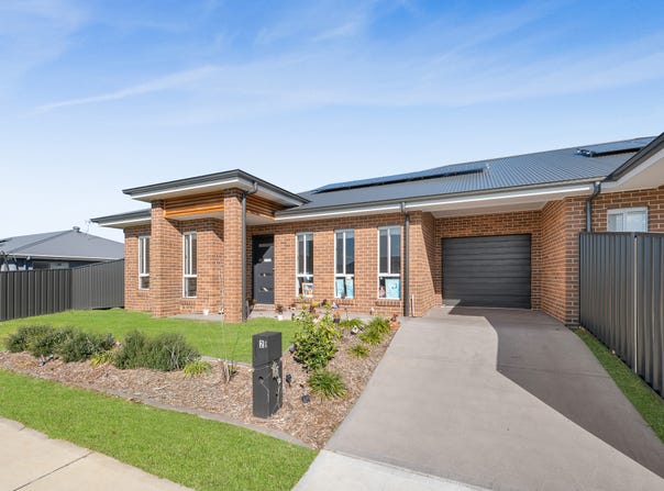 2 Merion Circuit, Heddon Greta, NSW 2321