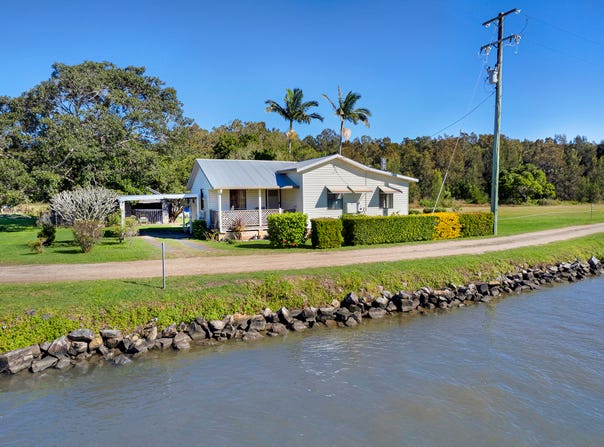 790 Palmers Channel South Bank Road, Palmers Channel, NSW 2463