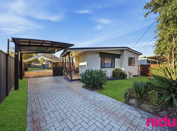 22 Palmyra Avenue, Lethbridge Park, NSW 2770