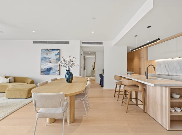 212/8 South Drive, Biggera Waters, Qld 4216