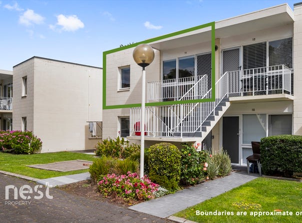 11/5 Beach Road, Sandy Bay, Tas 7005