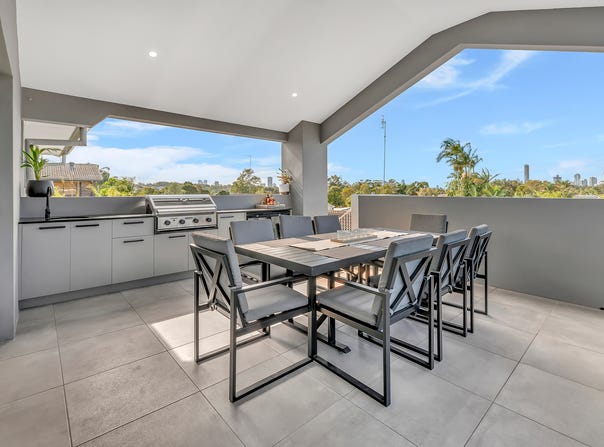 125 Heeb Street, Ashmore, Qld 4214