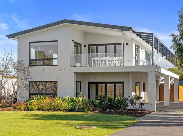 26 Forrest Avenue, Newhaven, Vic 3925