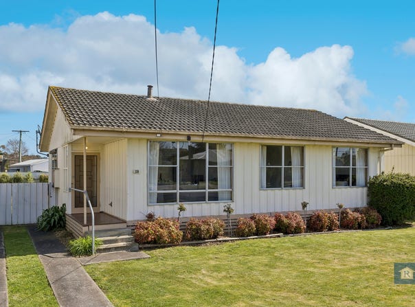 13 Sinclair Street, Colac, Vic 3250