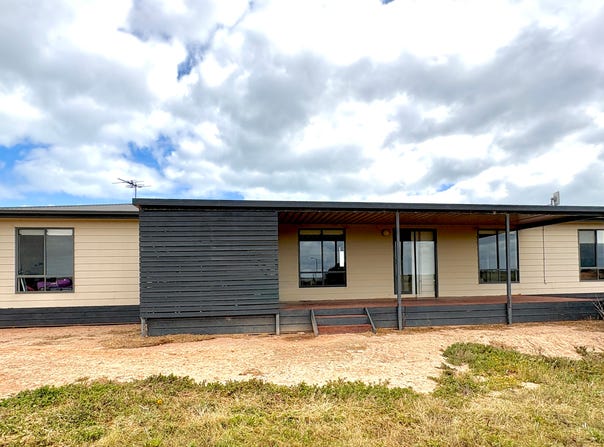 2 Bosanquet Boulevard, Ceduna Waters, SA 5690