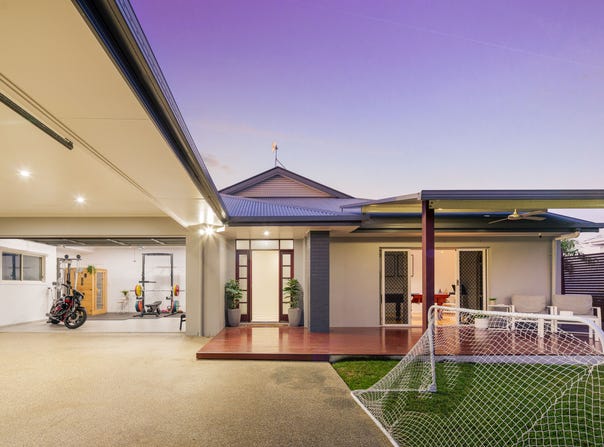 33 Sir Charles Holm Drive, Ormeau Hills, Qld 4208